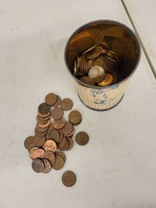 lot 26L image: Vintage Comic Tin Bank with Assorted US Pennies