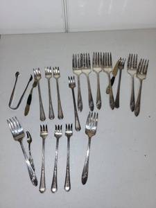 lot 40L image: Vintage Silver Plate Serving Forks and Utensils Assortment - The Old Dutch, Wm Rogers, Others