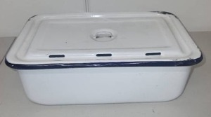 lot 58L image: Vintage White Enamelware Loaf Pan with Lid