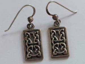lot 97Q image: Sterling Silver Celtic Design Dangle Earrings 925