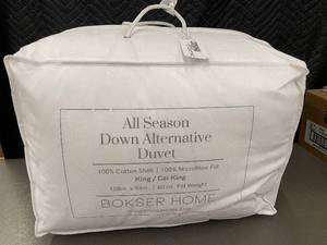 lot 6 image: All Season Down Alternative Duvet - Bokser Home KingCal King