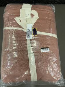 lot 54 image: French Linen Box Stitch Quilt - TwinTwin XL - Clay