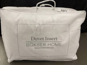 lot 60 image: Duvet Insert - Bokser Home All Season FeatherDown KingCal King 108 x 94