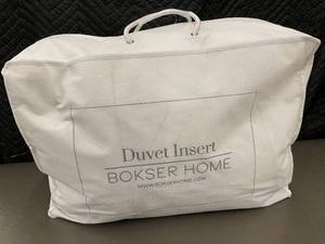 lot 62 image: Duvet Insert - Bokser Home Twin 70x92 Lightweight FeatherDown