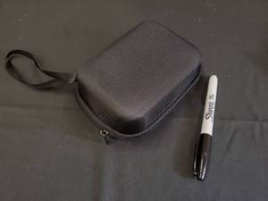 lot 27 image: Qi Wireless Charging Discs - 4-Pack with Carry Case & USB Cable