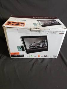 lot 51 image: Car Head Unit - Mirror Link AHD Camera 10.1 Inch TFT Touch Screen