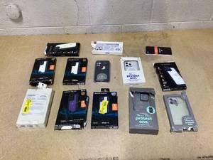 lot 472 image: LOT OF 13 Miscellaneous Phone Cases