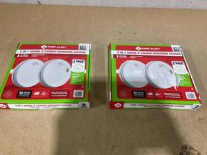 lot 270 image: LOT OF 2 First Alert 2-in-1 Smoke & Carbon Monoxide Alarms With Voice & Location Alert 2 Pack (4 Total)