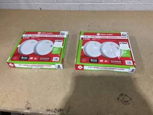 lot 276 image: LOT OF 2 First Alert 2-in-1 Smoke & Carbon Monoxide Alarms With Voice & Location Alert 2 Pack (4 Total)