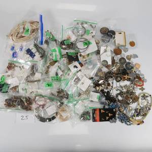 lot 25 image: Large Costume Jewelry Lot