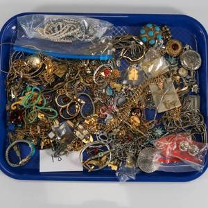 lot 18 image: Large Costume Jewelry Lot