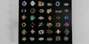 lot 12 image: Costume Ring Lot of 36