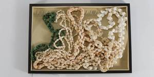 lot 52 image: Better Costume Jewelry - Necklaces