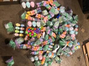 lot 29 image: Lot of Assorted Easter Items Various Models and Conditions  Customer Returns See Pictures