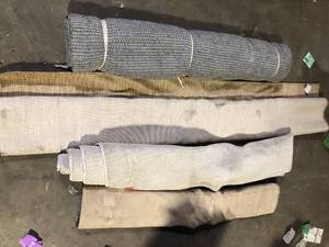 lot 32 image: Lot of Assorted Rugs Various Models and Conditions    Customer Returns See Pictures