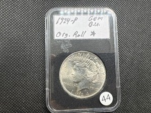 lot 44 image: 1924 Peace Silver Dollar Marked Gem BU Original Roll