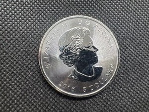 lot 63 image: Rare 2016 BU One Ounce Silver  Canada Superman Coin