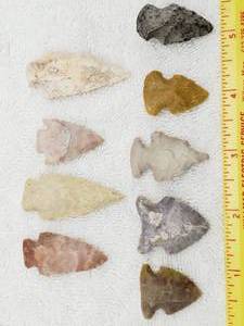 lot 16 image: 4 Well-Made Points, Corner Notch of Jasper & Flint from SW US & 4 Side-Notch Points of Jasper & Chert from Mexico
