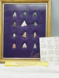 lot 22 image: Frame of Varioius Bird Points with Provenence--High Quality Obsidian--See Note