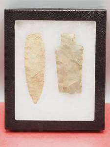 lot 23 image: Large 4 Paleo Atlatl, Great Lakes & Broken Ceremonial Lance, Flint