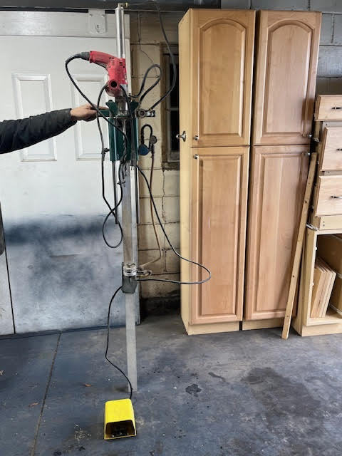 lot 21 image: Electric Core Drill Stand with Foot Pedal