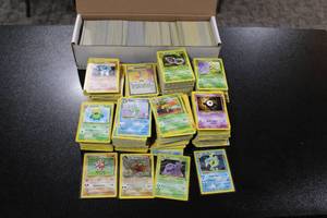 lot 58 image: WOTC 1999 to 2003 Pokemon Bulk Lot  1800 Cards