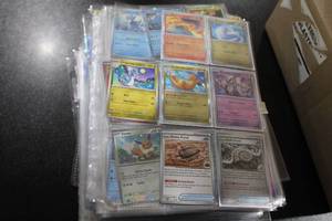 lot 35 image: Pokemon Lot in 9 Pocket Pages  Commons and Holos  Low End Lot