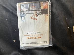 lot 10 image: Baby Playpen & Portable Storage Bag & Hand Rings - GR-212-202