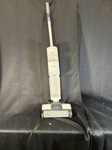 lot 11 image: Compact Cordless Vacuum & Washer - Tineco FW040500US