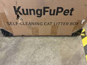 lot 56 image: Self Cleaning Cat Litter Box - KungFuPet