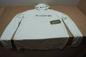 lot 40 image: Blackfish Guide UPFCooling Hooded Long Sleeve - Small