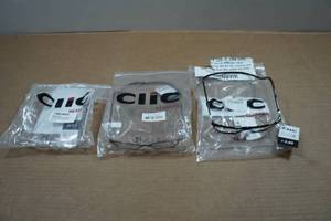 lot 48 image: 3 Clic Magnetic Reading Glasses 2.00