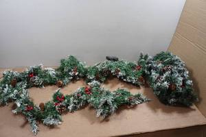 lot 63 image: Flocked Christmas Garland Dcor
