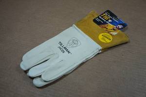 lot 72 image: Tillman 24C2X Kidskin TIG Welding Gloves - 2XL
