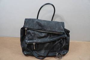 lot 94 image: Michael Kors Black Leather Handbag
