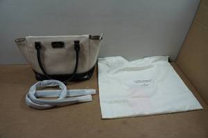lot 95 image: Kate Spade New York Leather Handbag
