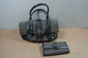 Coach Soho Hobo Shoulder Bag with Matching Wallet