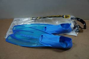 lot 129 image: Cressi Agua Adult Fins - Size 3940, 5.56.5