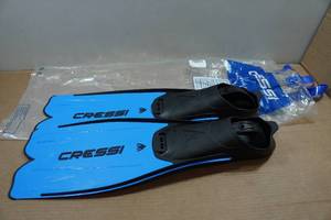 lot 133 image: Cressi Rondinella Adult Fins - Size 4748, 1213