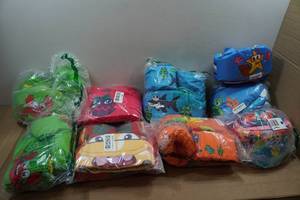 lot 144 image: Body Glove Paddle Pals Floatation Devices