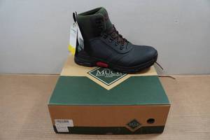 lot 147 image: Muck Apex Lace-Up Boots - Mens 13