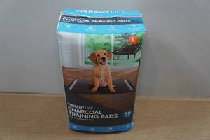 lot 172 image: Vibrant Life Charcoal Training Pads - Large