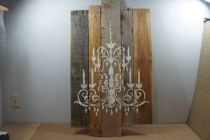 lot 175 image: Barnwood Wall Dcor - Chandelier