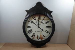 lot 178 image: Large Wall Clock - 67 Bailey St - 33 x 24