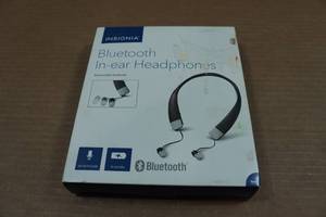 lot 183 image: Insignia Bluetooth In Ear Headphones