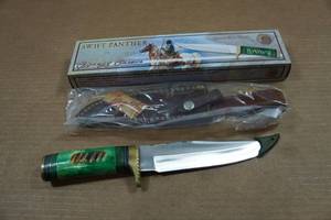 lot 189 image: Chipaway Classics Swift Panther Fixed Blade Knife