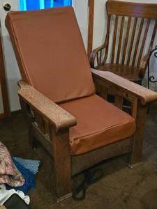Stickley Mission Morris Oak Wood and Leather Arm Chair