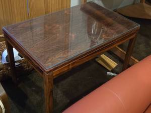 lot 720 image: Glass Top  Wooden Side Table