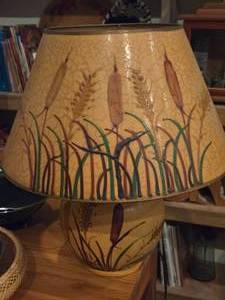 lot 729 image: 20 Curved Wheat pattern Ceramic Table Lamp with Lamp Shade