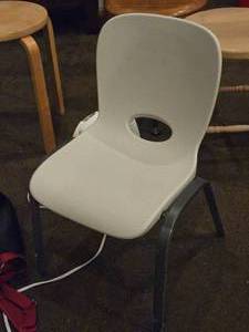 lot 750 image: Kids Side Chair